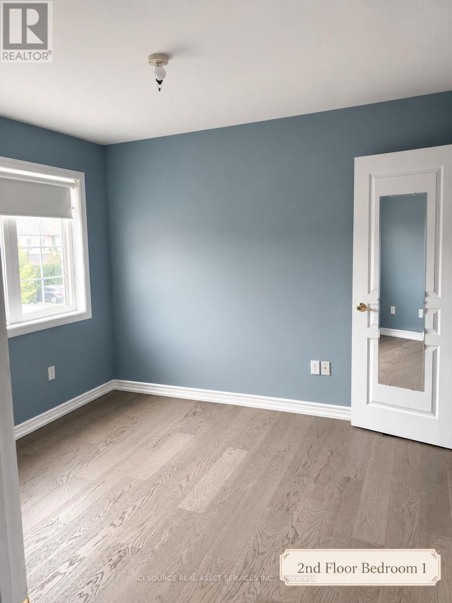 22 Castleview Crescent, Markham, Ontario  L6C 3C2 - Photo 8 - N13621640