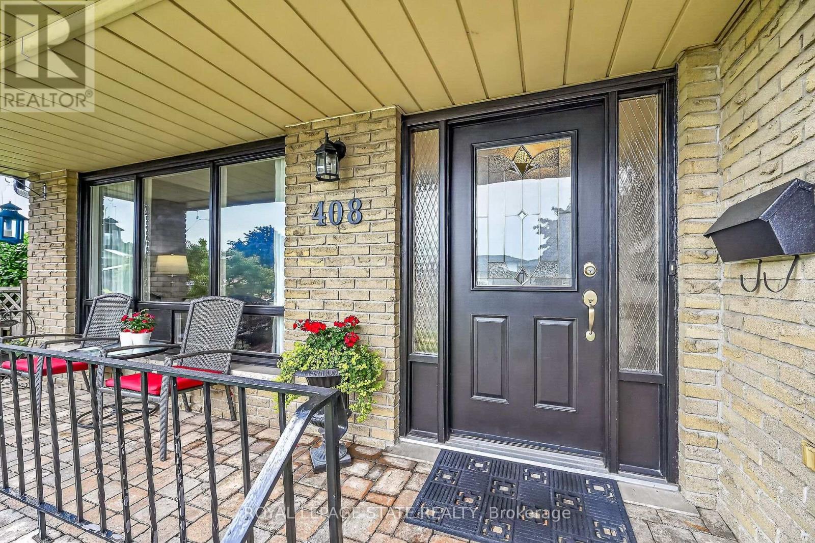 408 Rexford Drive, Hamilton, Ontario  L8W 2M6 - Photo 3 - X13655130