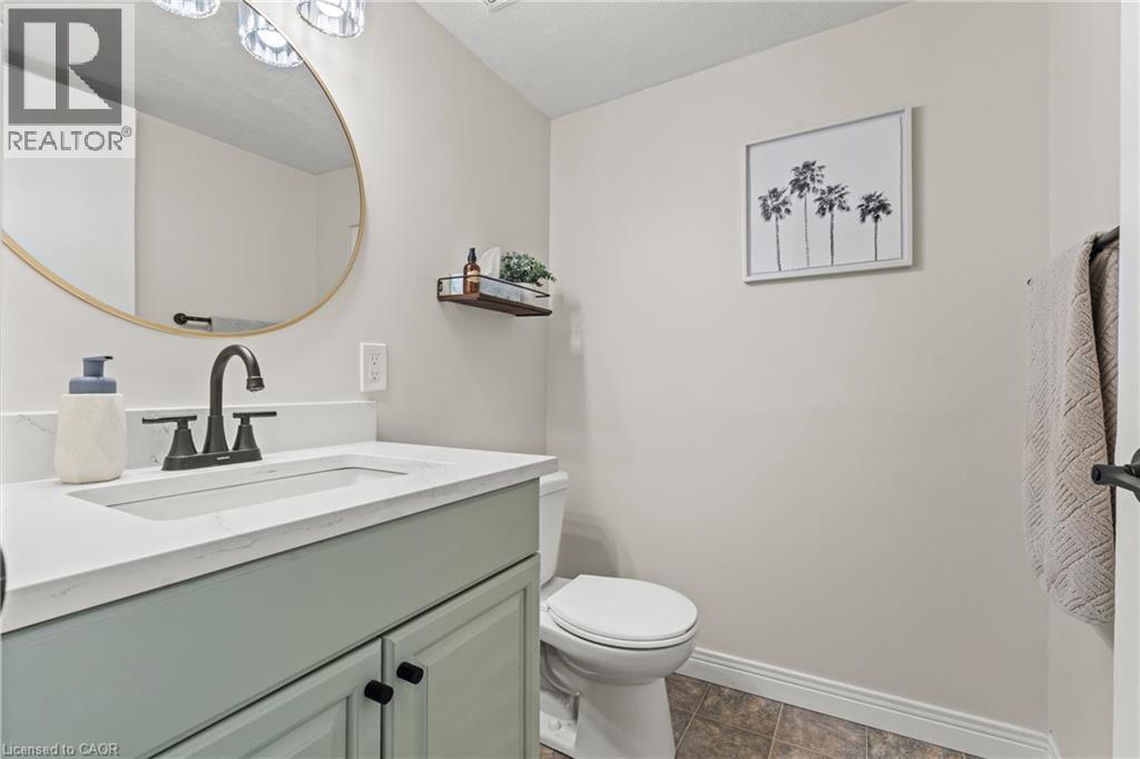 5090 Blackheath Road, Binbrook, Ontario  L0R 1C0 - Photo 24 - 40841110