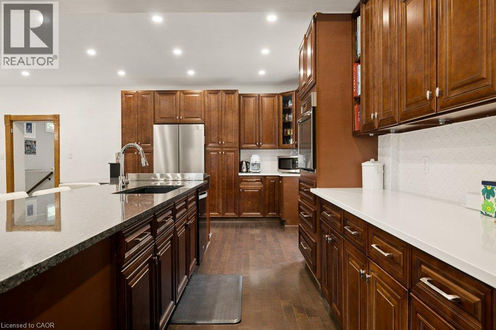 9 Park Avenue W, Elmira, Ontario  N3B 1K9 - Photo 15 - 40852824