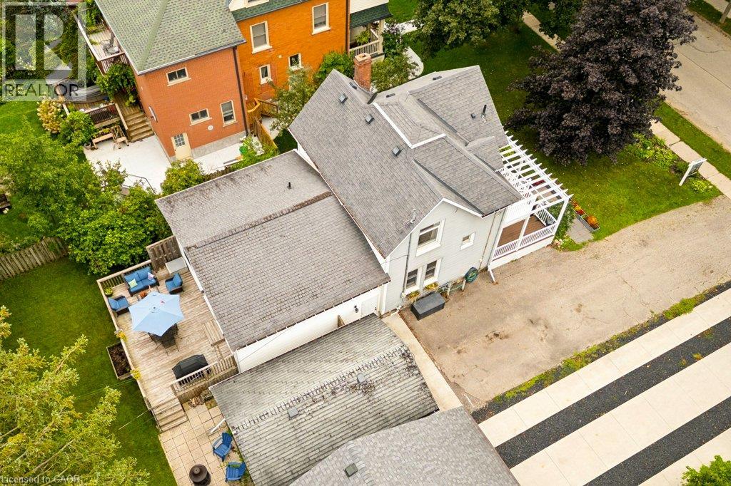 9 Park Avenue W, Elmira, Ontario  N3B 1K9 - Photo 4 - 40852824