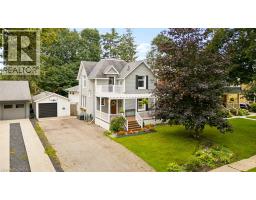 9 PARK Avenue W, Elmira, Ontario