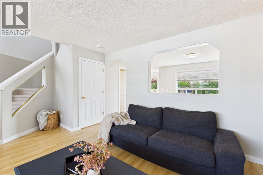 27 Bridlewood Park SW, Calgary, Alberta  T2Y 3R6 - Photo 6 - A2332967