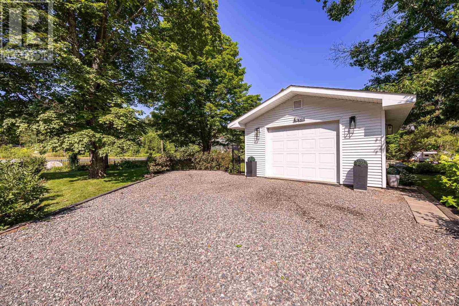 3044 East St, Hilton Beach, Ontario P0R 1G0 - Photo 47 - SM262098