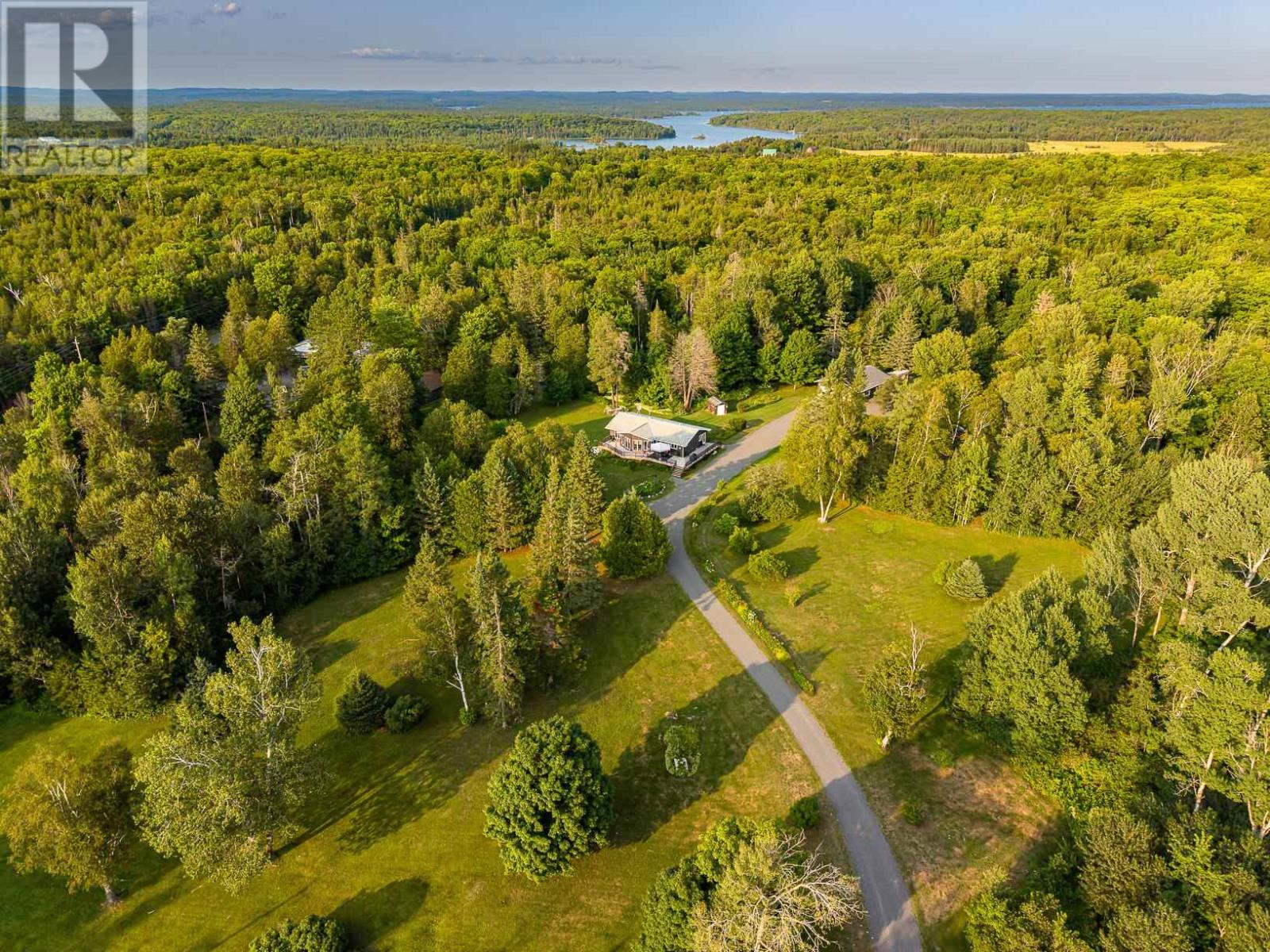 2032 20th Side Rd, Richard's Landing, Ontario  P0R 1J0 - Photo 48 - SM262106