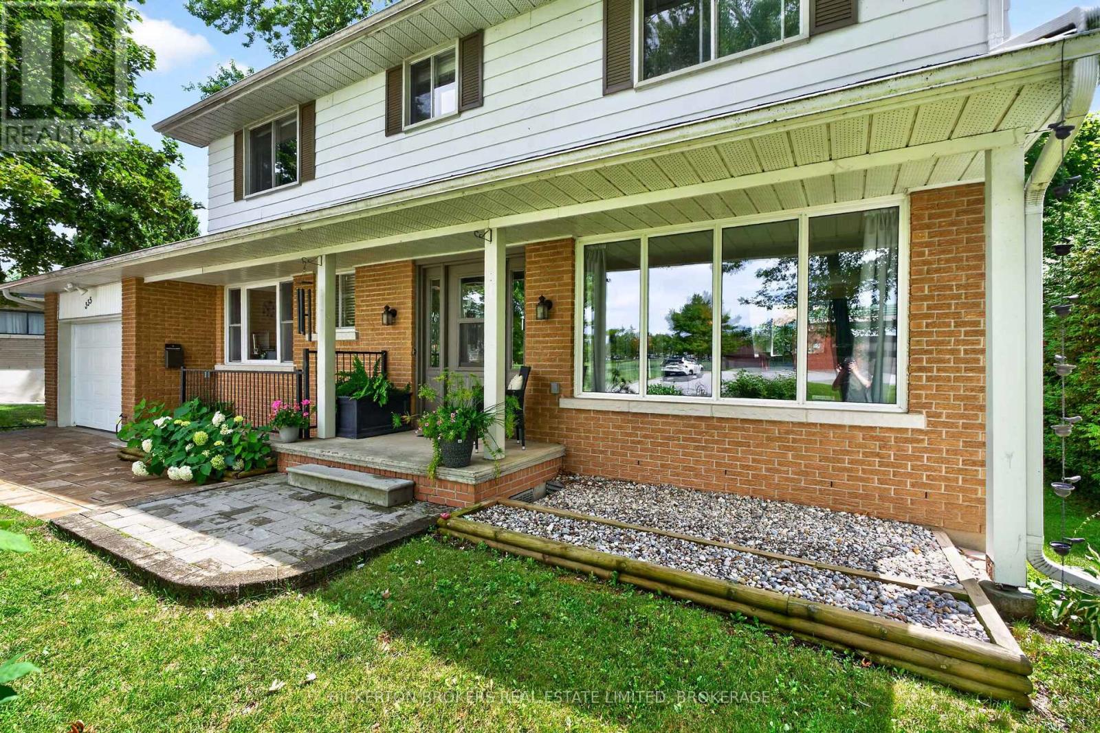 335 Elizabeth Drive, Gananoque, Ontario  K7G 1P6 - Photo 3 - X13655168