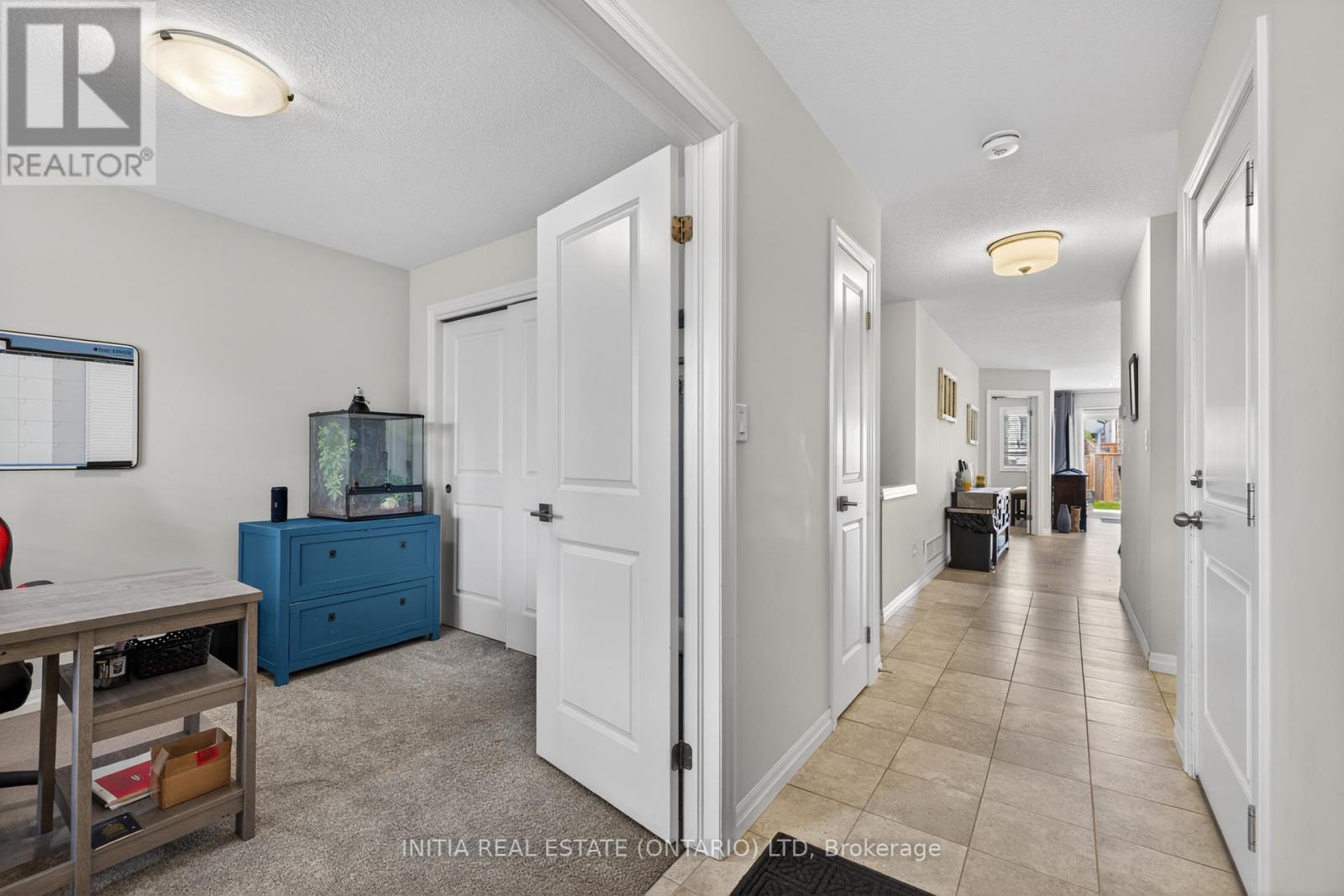 7 Cortland Terrace, St. Thomas, Ontario  N5R 0J7 - Photo 4 - X13655172