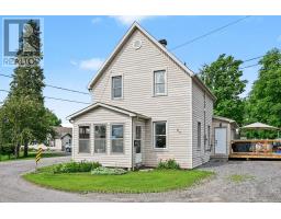 31 MINTO AVENUE, Montague, Ontario