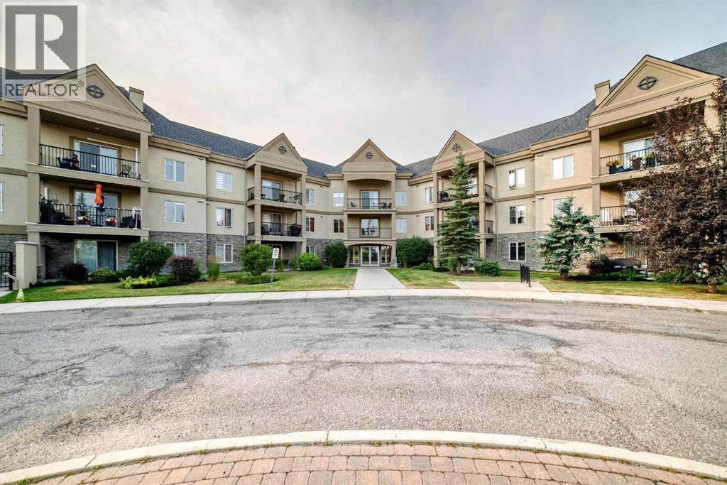 208, 30 Cranfield Link SE, calgary, Alberta