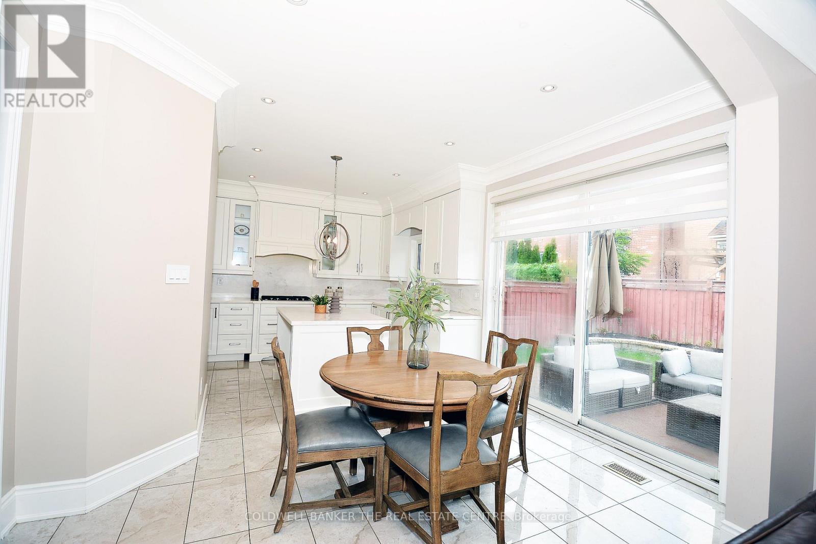 304 Tower Hill Road, Richmond Hill, Ontario  L4E 0A7 - Photo 15 - N13655166