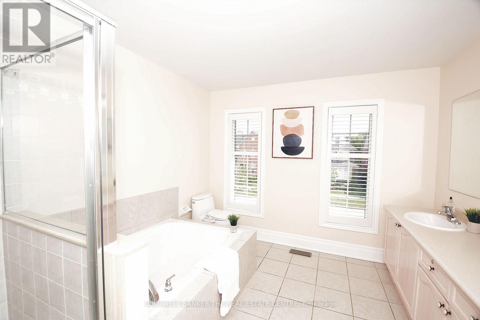 304 Tower Hill Road, Richmond Hill, Ontario  L4E 0A7 - Photo 19 - N13655166