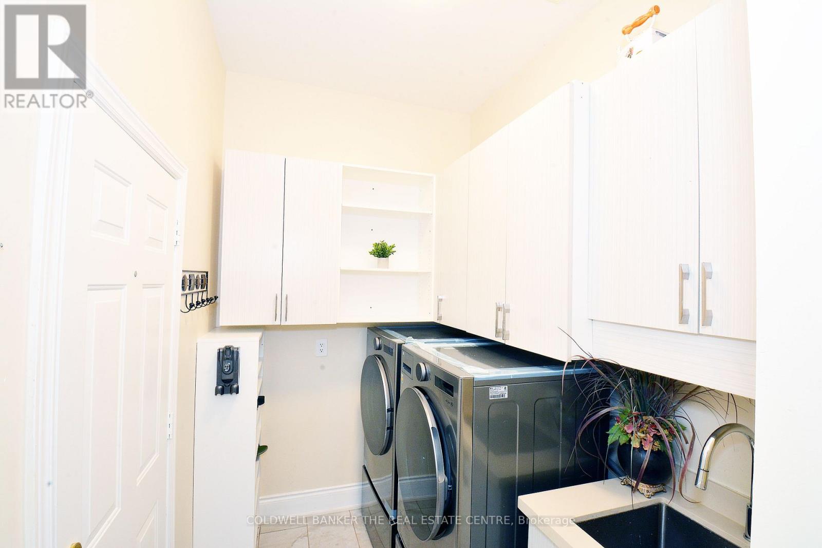 304 Tower Hill Road, Richmond Hill, Ontario  L4E 0A7 - Photo 28 - N13655166