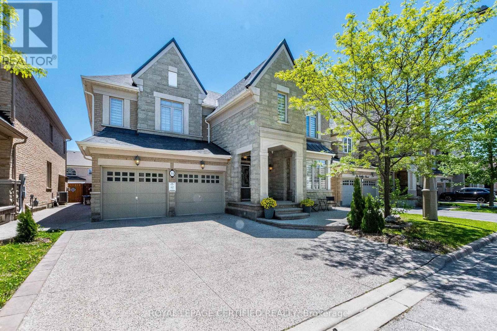 14 Solstice Street, Brampton, Ontario  L6P 3T5 - Photo 2 - W13655192