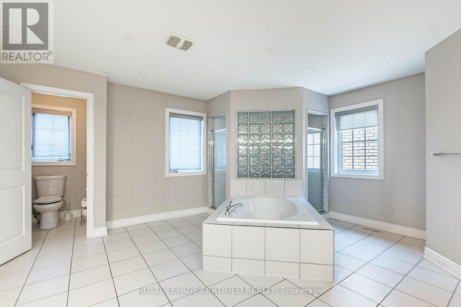 14 Solstice Street, Brampton, Ontario  L6P 3T5 - Photo 32 - W13655192