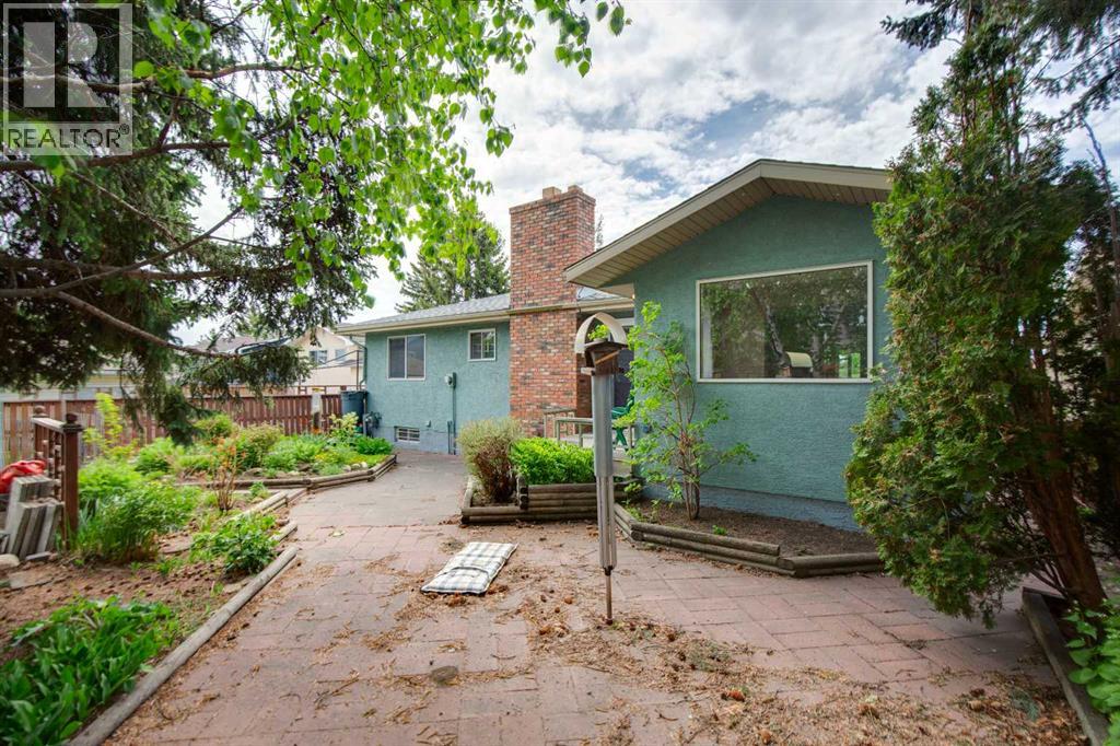 328 Norseman Road NW, Calgary, Alberta  T2K 5M5 - Photo 5 - A2320672
