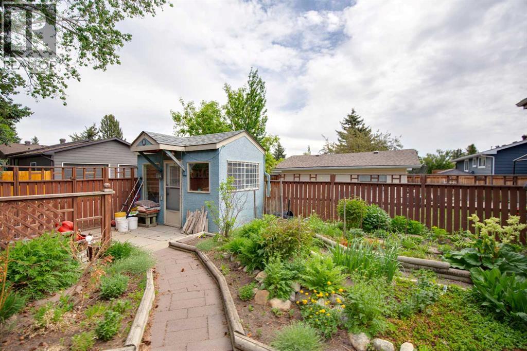 328 Norseman Road NW, Calgary, Alberta  T2K 5M5 - Photo 8 - A2320672
