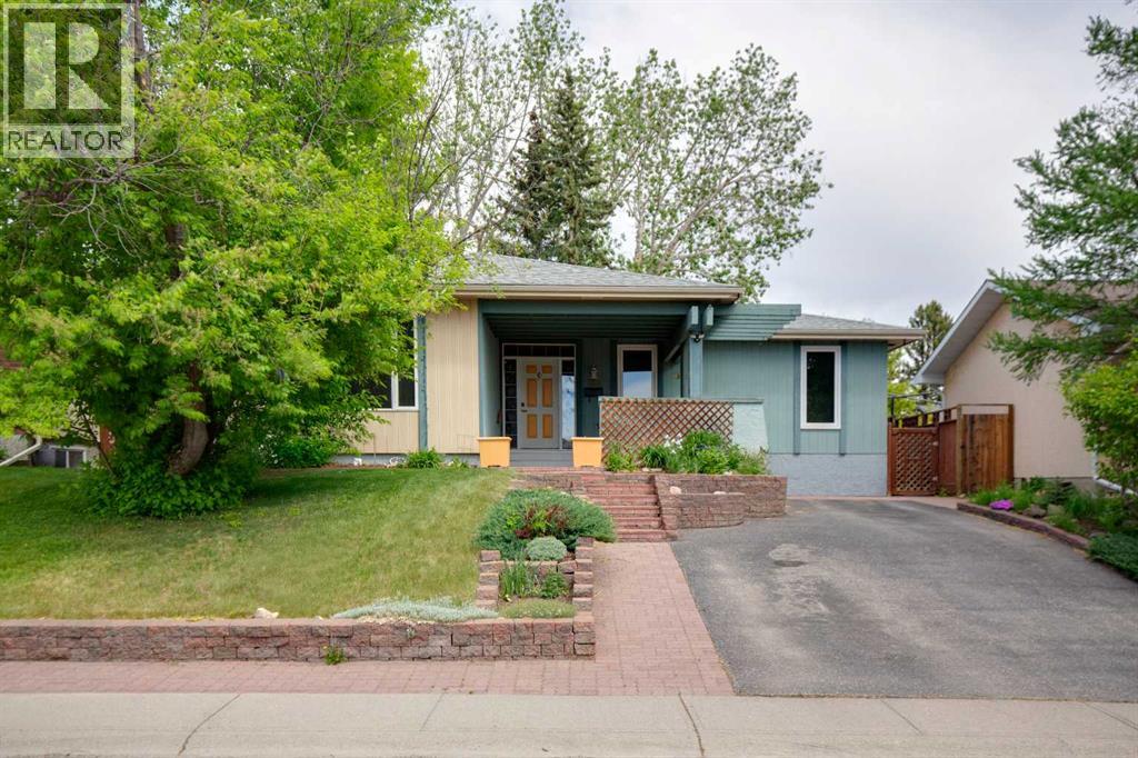 328 Norseman Road NW, Calgary, Alberta
