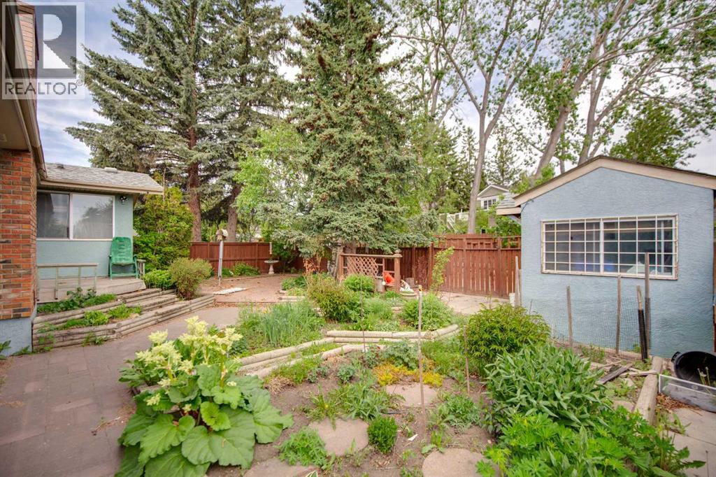 328 Norseman Road NW, Calgary, Alberta  T2K 5M5 - Photo 6 - A2320672