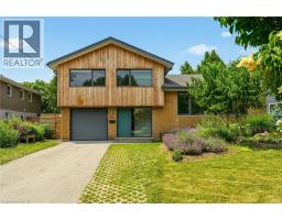 332 NEWBOLD Court, Burlington, Ontario