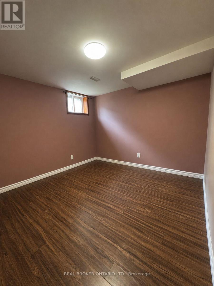 A - 34 Engel Crescent, Barrie, Ontario  L4N 6K5 - Photo 14 - S13655204