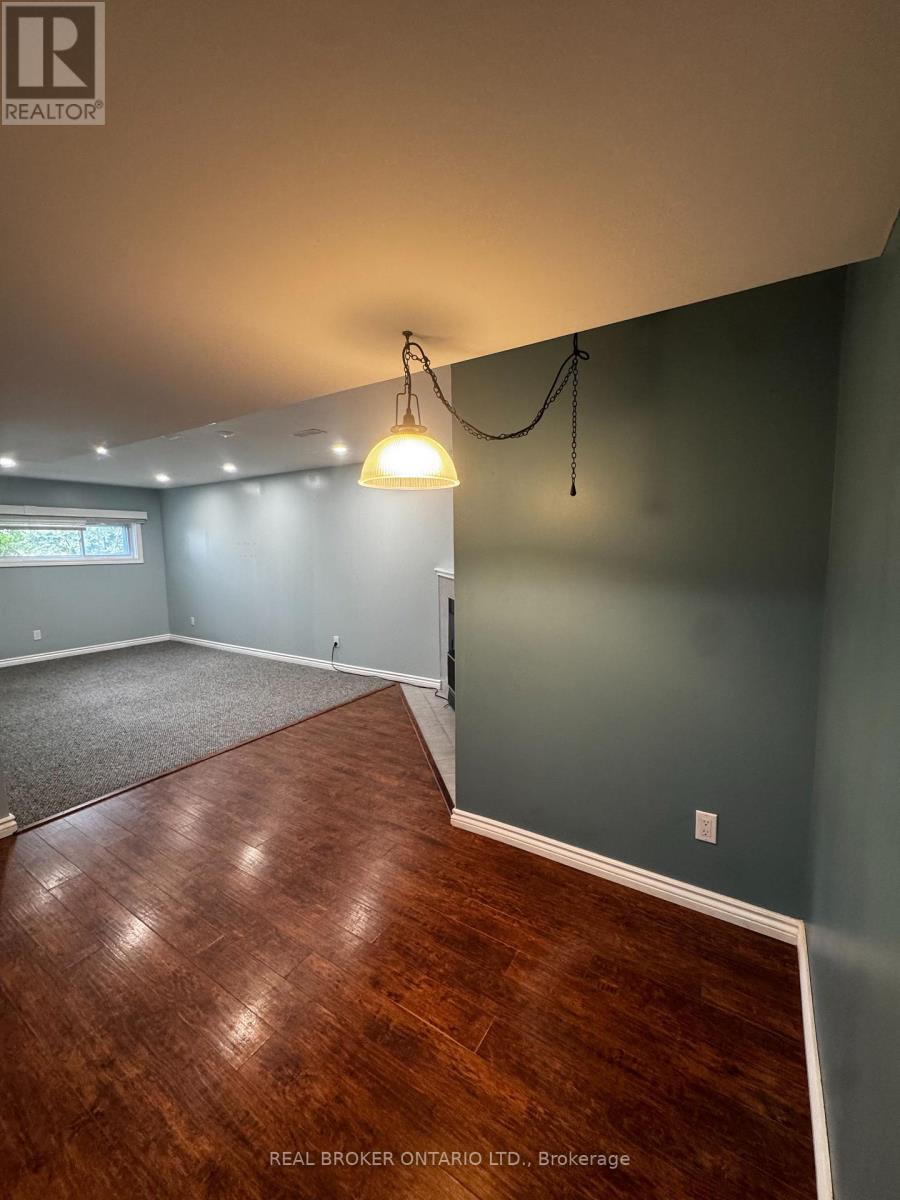 A - 34 Engel Crescent, Barrie, Ontario  L4N 6K5 - Photo 9 - S13655204