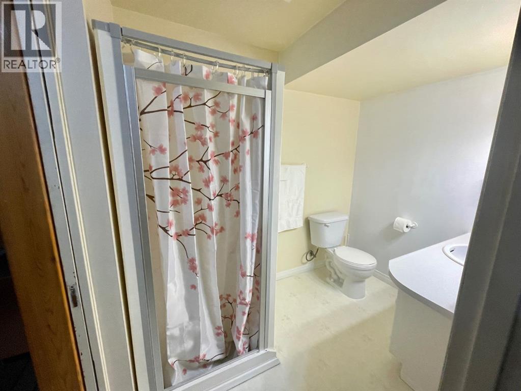 5301 15 Ave, Edson, Alberta  T7E 1H2 - Photo 40 - A2328336