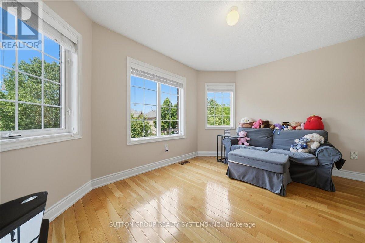 1382 Avon Drive, Mississauga, Ontario  L5N 7Z3 - Photo 30 - W13584412