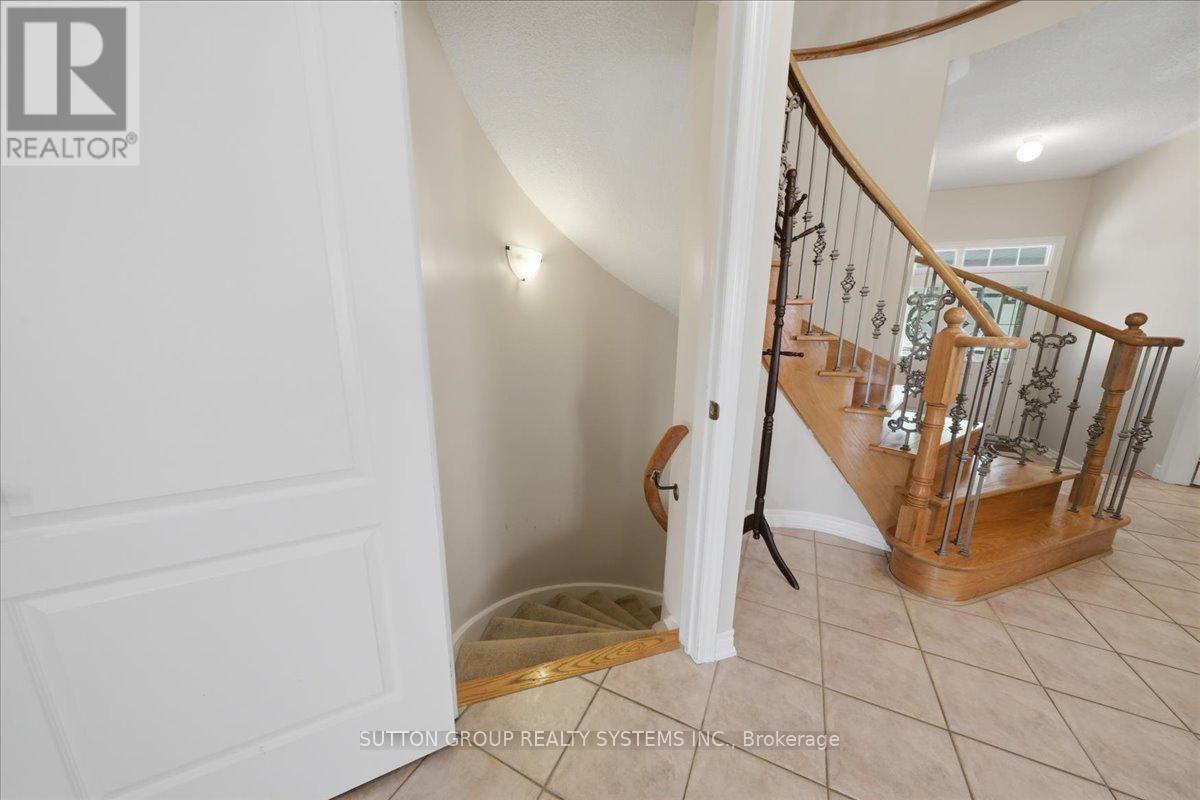 1382 Avon Drive, Mississauga, Ontario  L5N 7Z3 - Photo 33 - W13584412