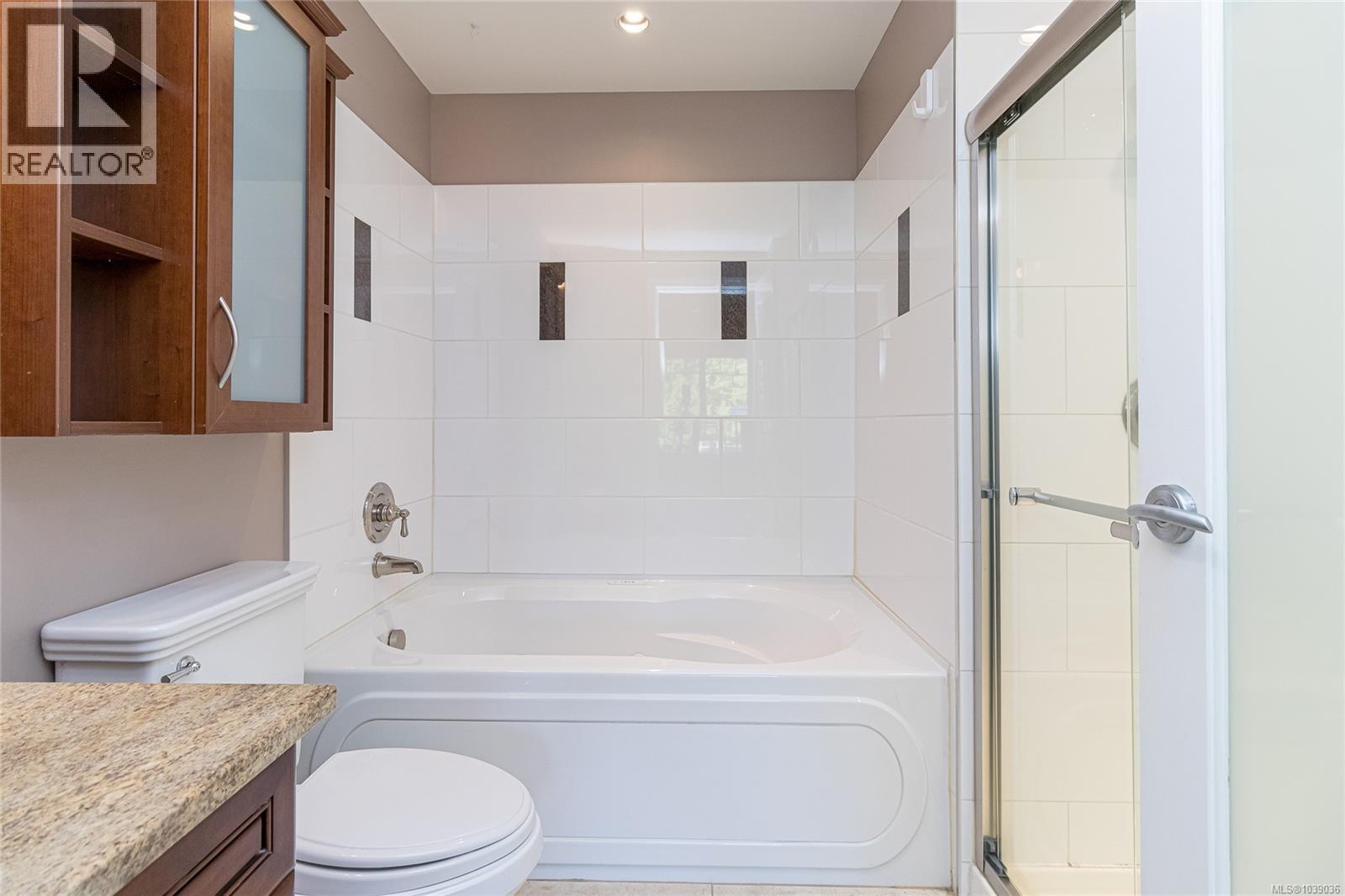 215 1325 Bear Mountain Pkwy, Langford, British Columbia  V9B 6T8 - Photo 37 - 1039036