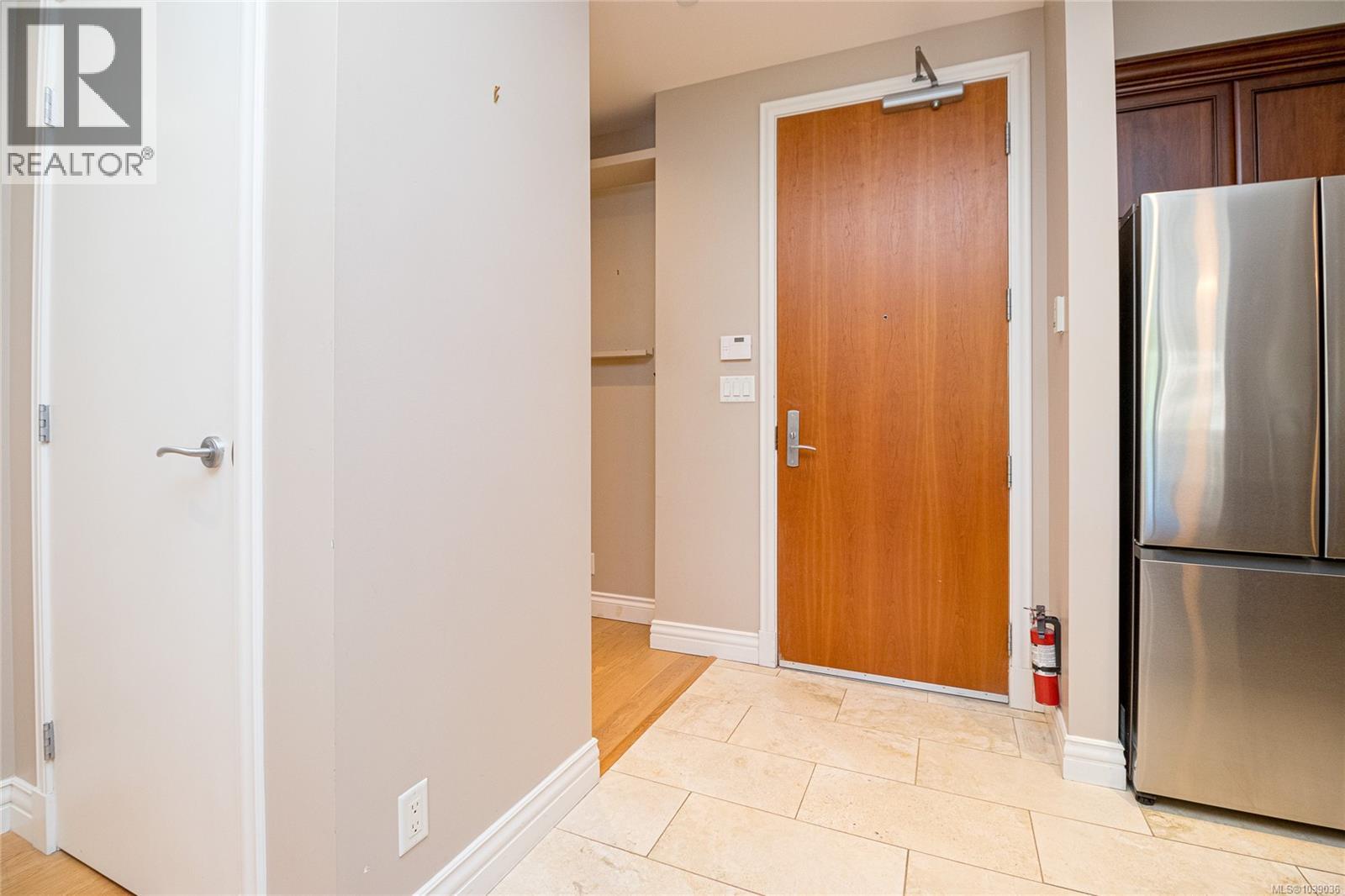 215 1325 Bear Mountain Pkwy, Langford, British Columbia  V9B 6T8 - Photo 26 - 1039036