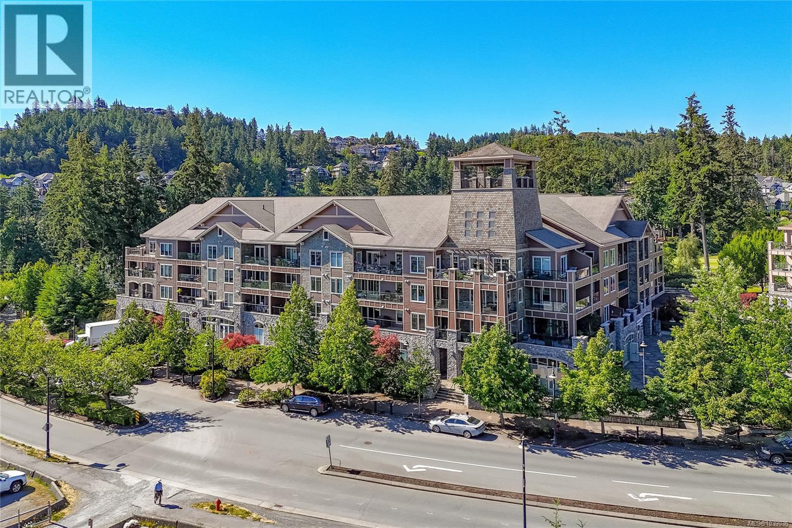 215 1325 Bear Mountain Pkwy, Langford, British Columbia  V9B 6T8 - Photo 4 - 1039036