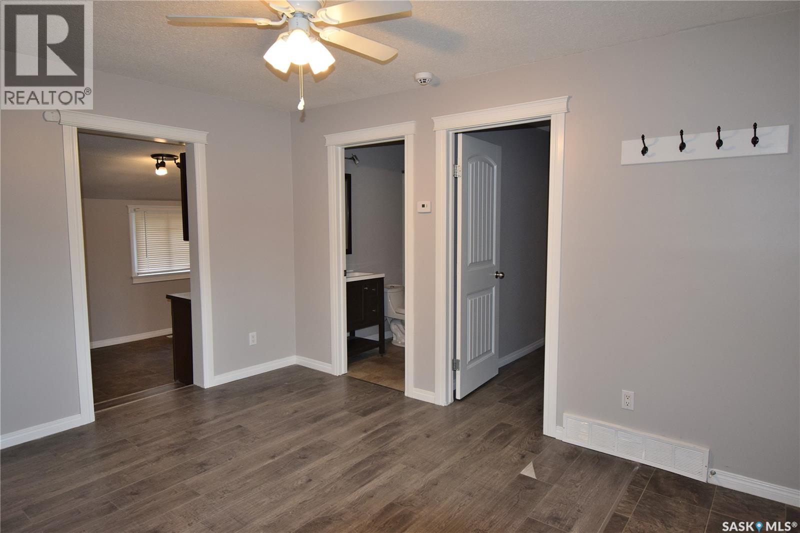 1234 15th Street W, Prince Albert, Saskatchewan  S6V 3S6 - Photo 3 - SK044959
