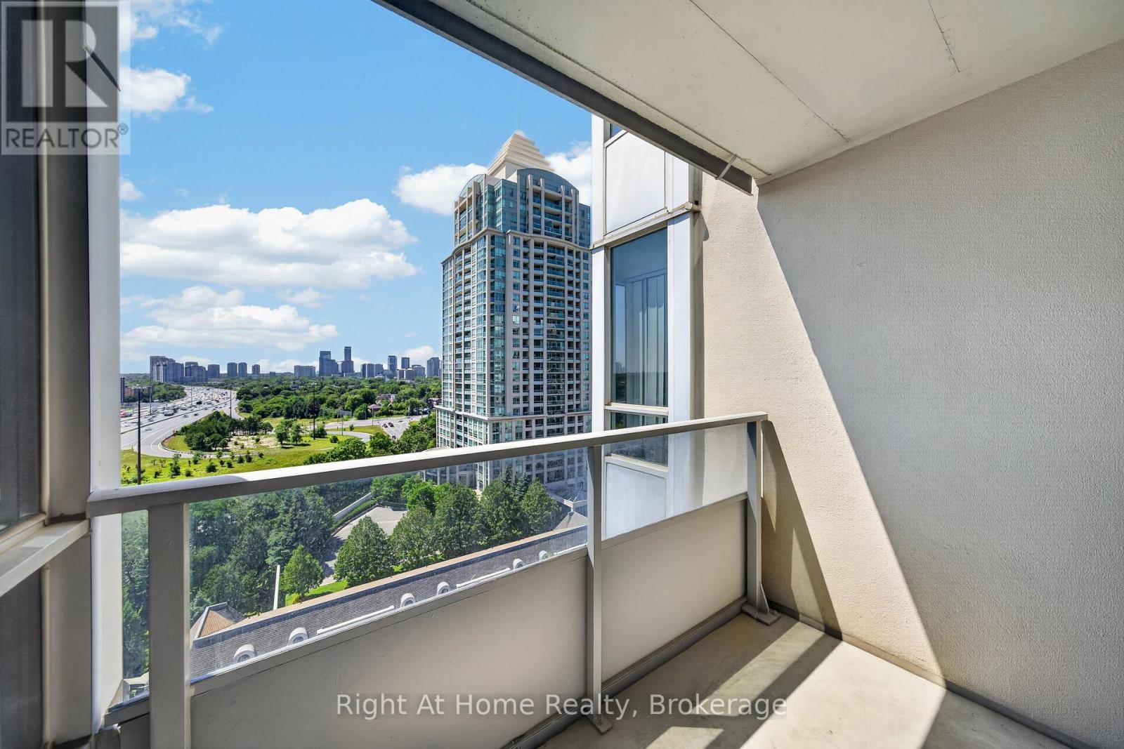 1112 - 1 Rean Drive, Toronto, Ontario  M2K 3C1 - Photo 12 - C13226410