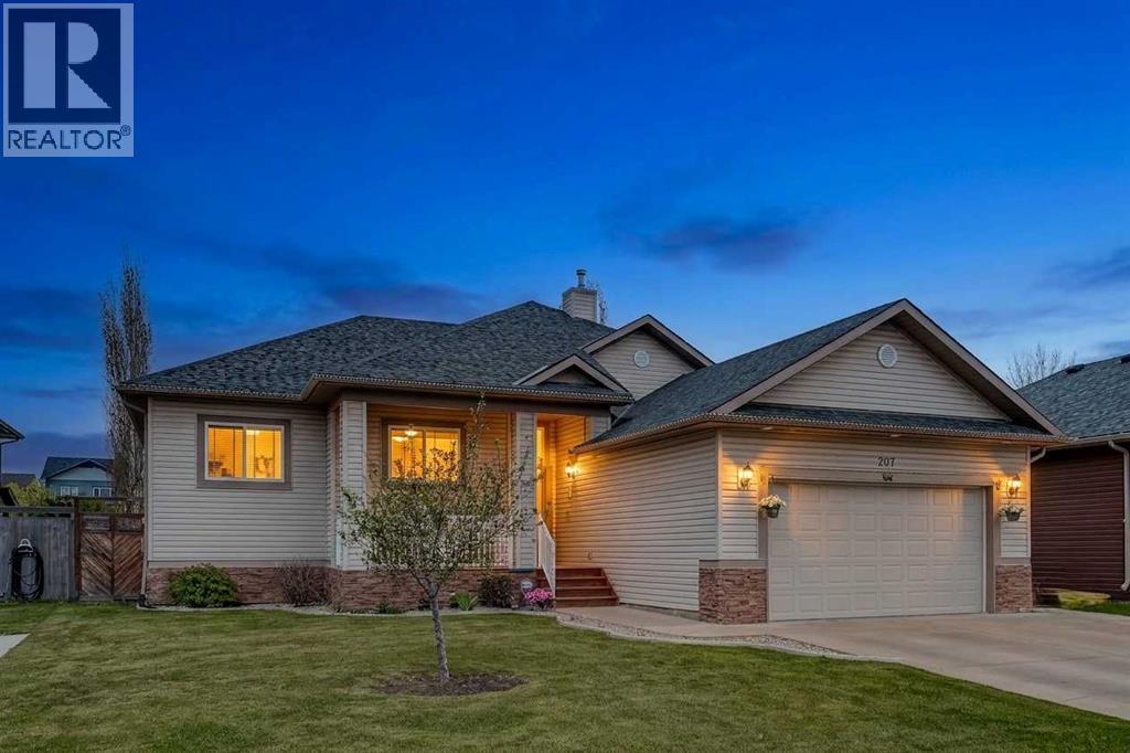207 Strathmore Lakes Bend, Strathmore, Alberta