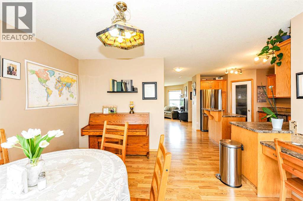 7310 46 Avenue, Camrose, Alberta  T4V 1X9 - Photo 10 - A2330111