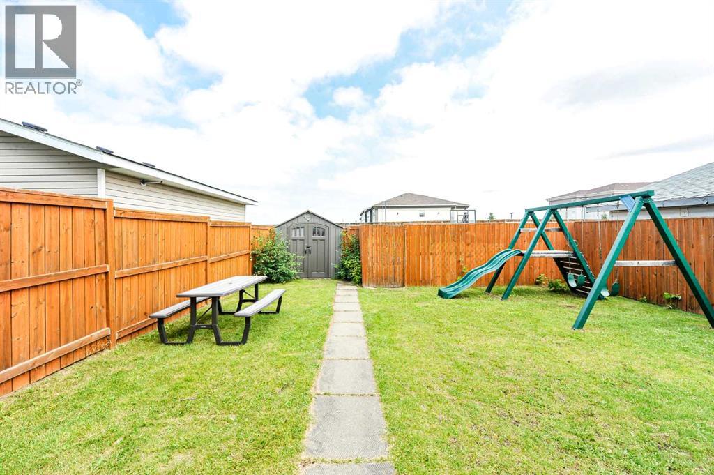7310 46 Avenue, Camrose, Alberta  T4V 1X9 - Photo 36 - A2330111