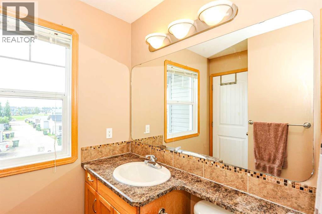 7310 46 Avenue, Camrose, Alberta  T4V 1X9 - Photo 24 - A2330111