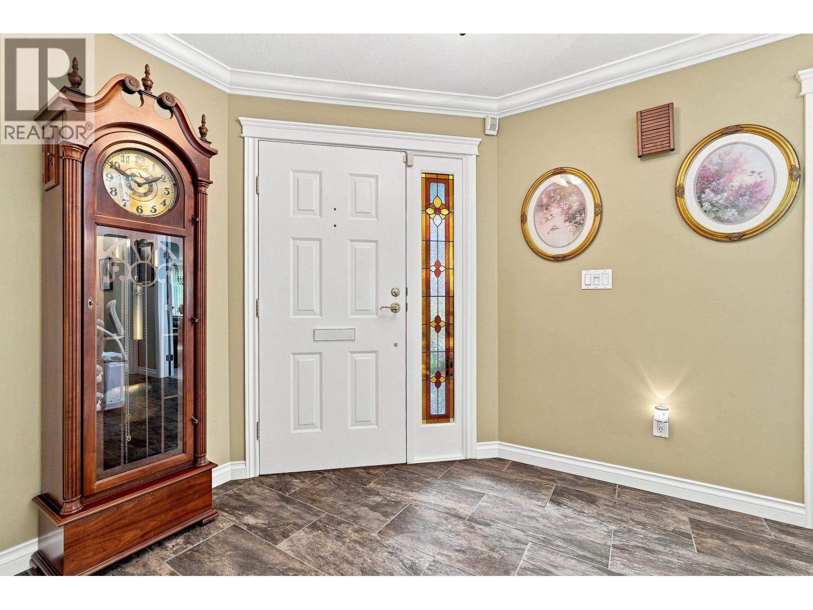 4692 55a Street, Ladner, British Columbia  V4K 4H2 - Photo 4 - R3153525