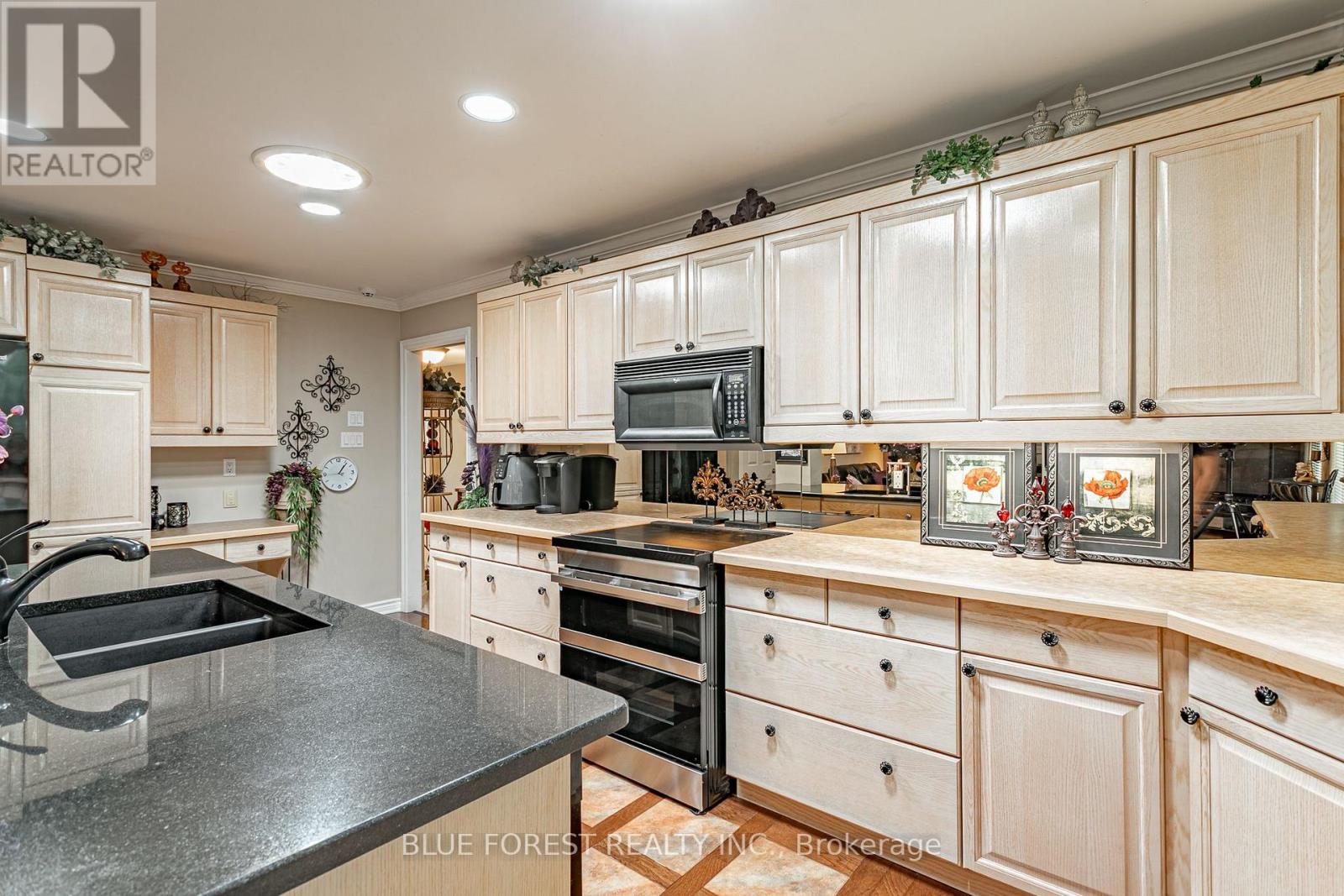 34 Shady Lane, London North, Ontario  N5X 3P5 - Photo 14 - X13655246