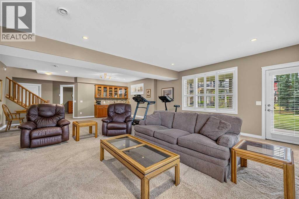 66 Evercreek Bluffs View SW, Calgary, Alberta  T2Y 4V6 - Photo 30 - A2334749