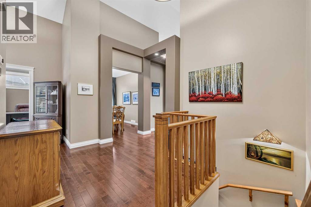 66 Evercreek Bluffs View SW, Calgary, Alberta  T2Y 4V6 - Photo 7 - A2334749