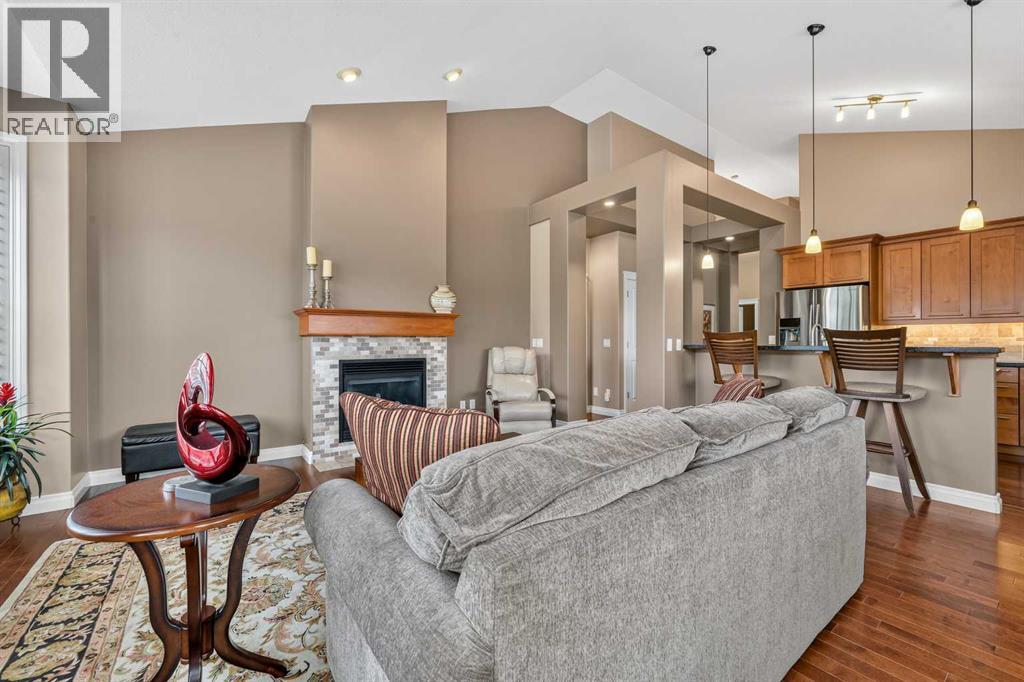 66 Evercreek Bluffs View SW, Calgary, Alberta  T2Y 4V6 - Photo 20 - A2334749