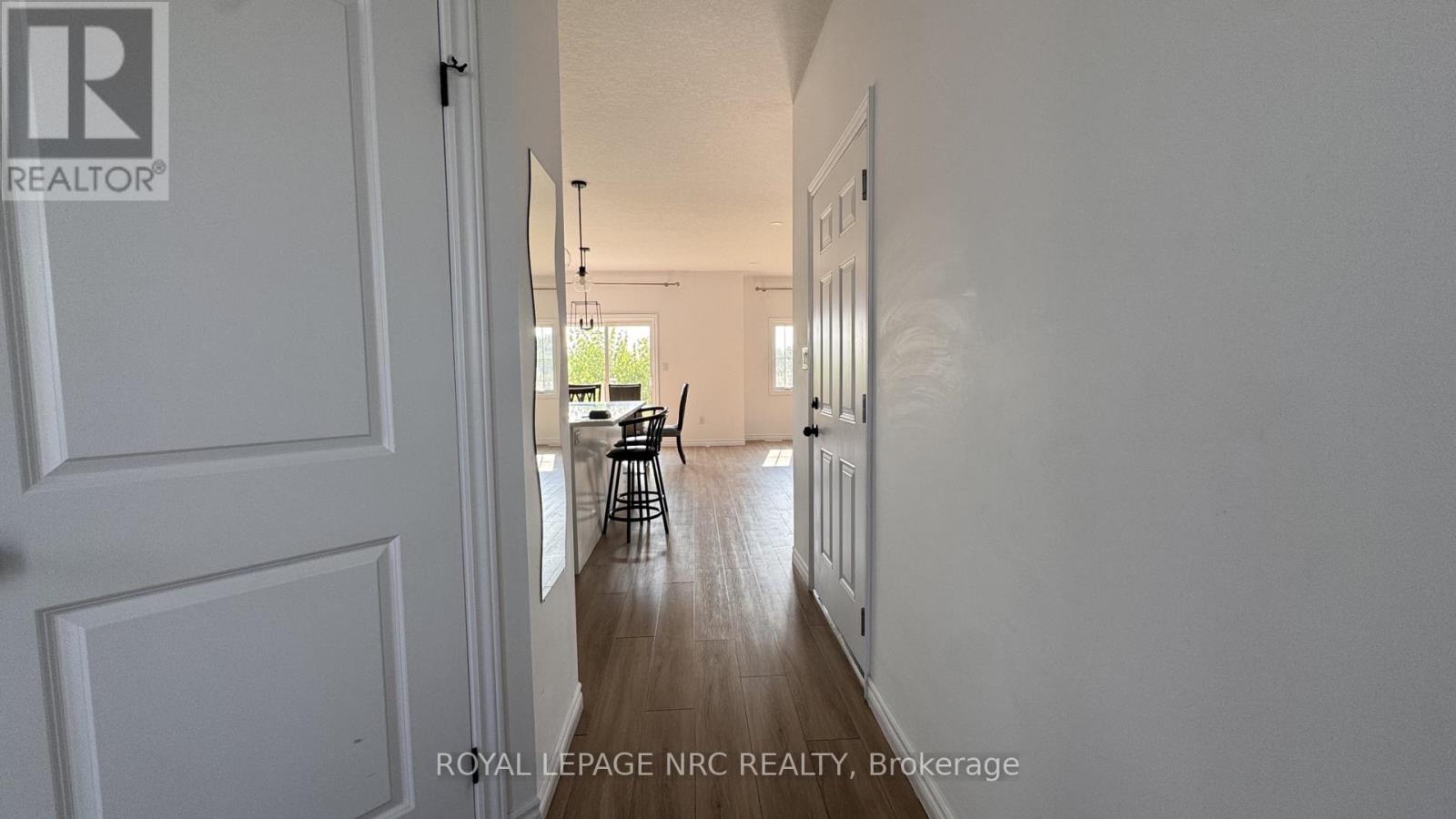 18 King Street, Fort Erie, Ontario  L2A 3Z3 - Photo 3 - X13655288