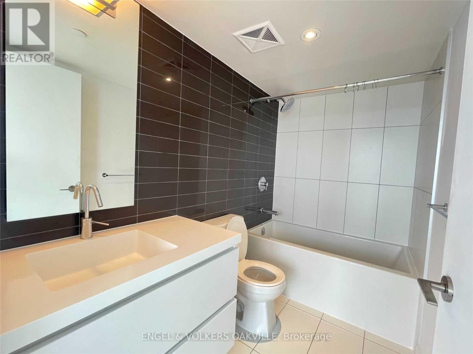 3106 - 75 Queens Wharf Road, Toronto, Ontario M5V 0J8 - Photo 7 - C13655232