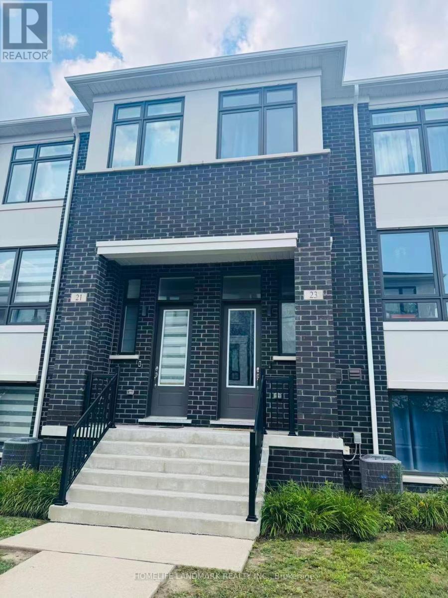 23 James Noble Lane, Richmond Hill, Ontario  L4C 5S7 - Photo 2 - N13655236