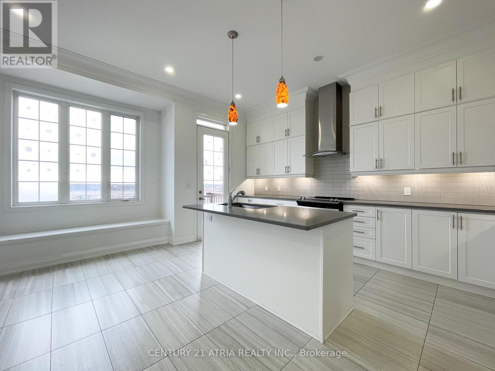 20 Frank Kelly Drive, East Gwillimbury, Ontario  L9N 0V2 - Photo 9 - N13655262