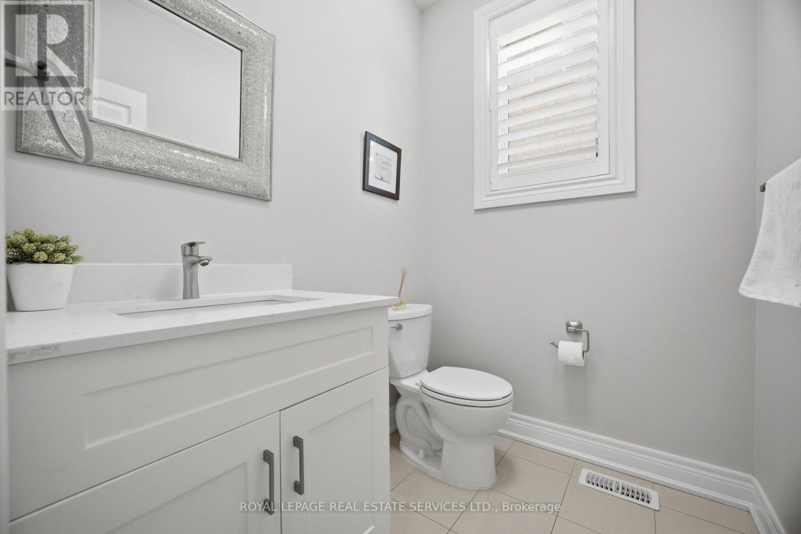8 Wardsville Drive, Brampton, Ontario  L6Y 0T7 - Photo 18 - W13655260