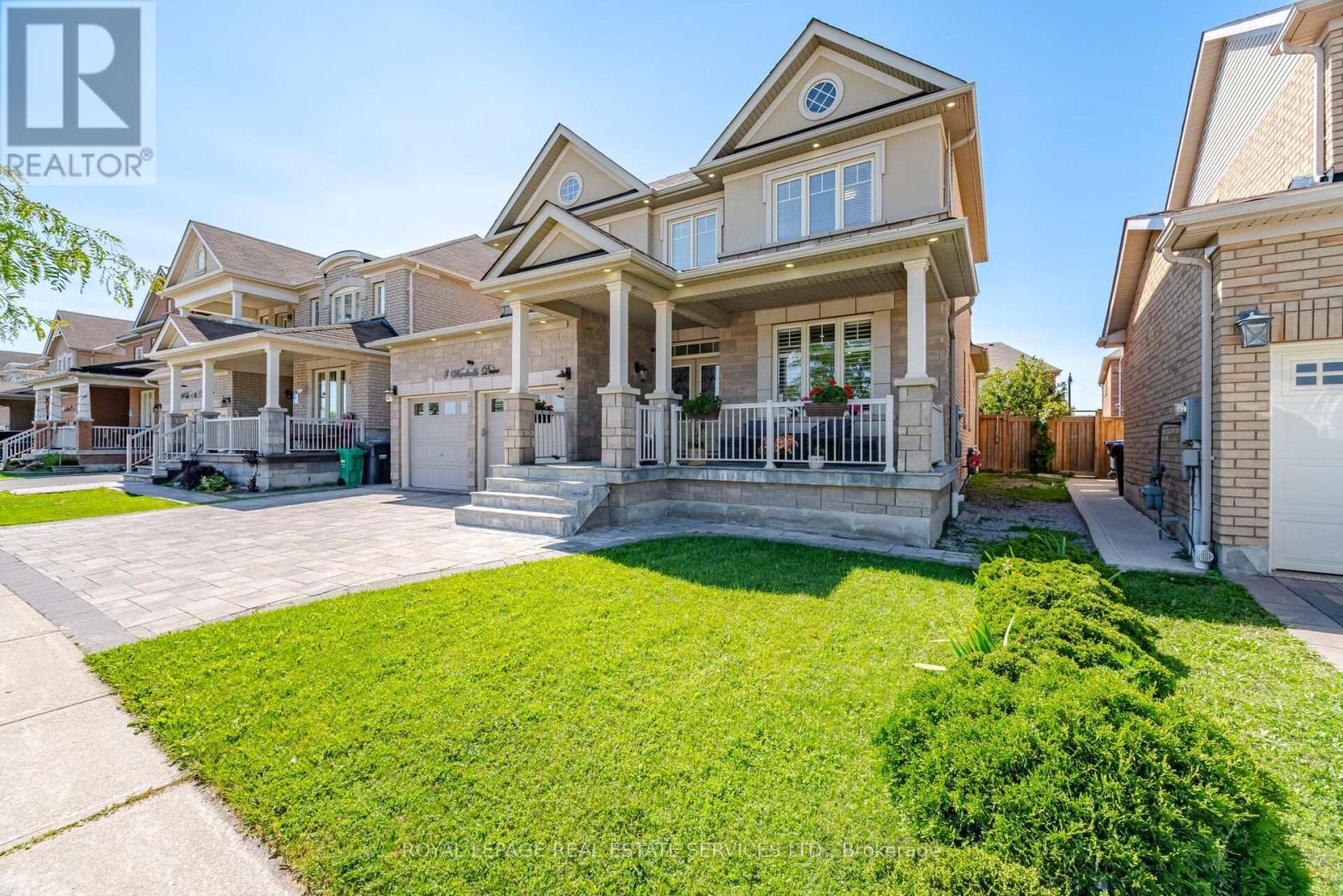 8 Wardsville Drive, Brampton, Ontario  L6Y 0T7 - Photo 2 - W13655260