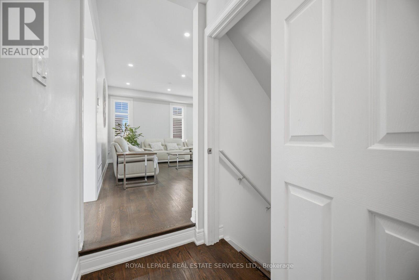 8 Wardsville Drive, Brampton, Ontario  L6Y 0T7 - Photo 33 - W13655260