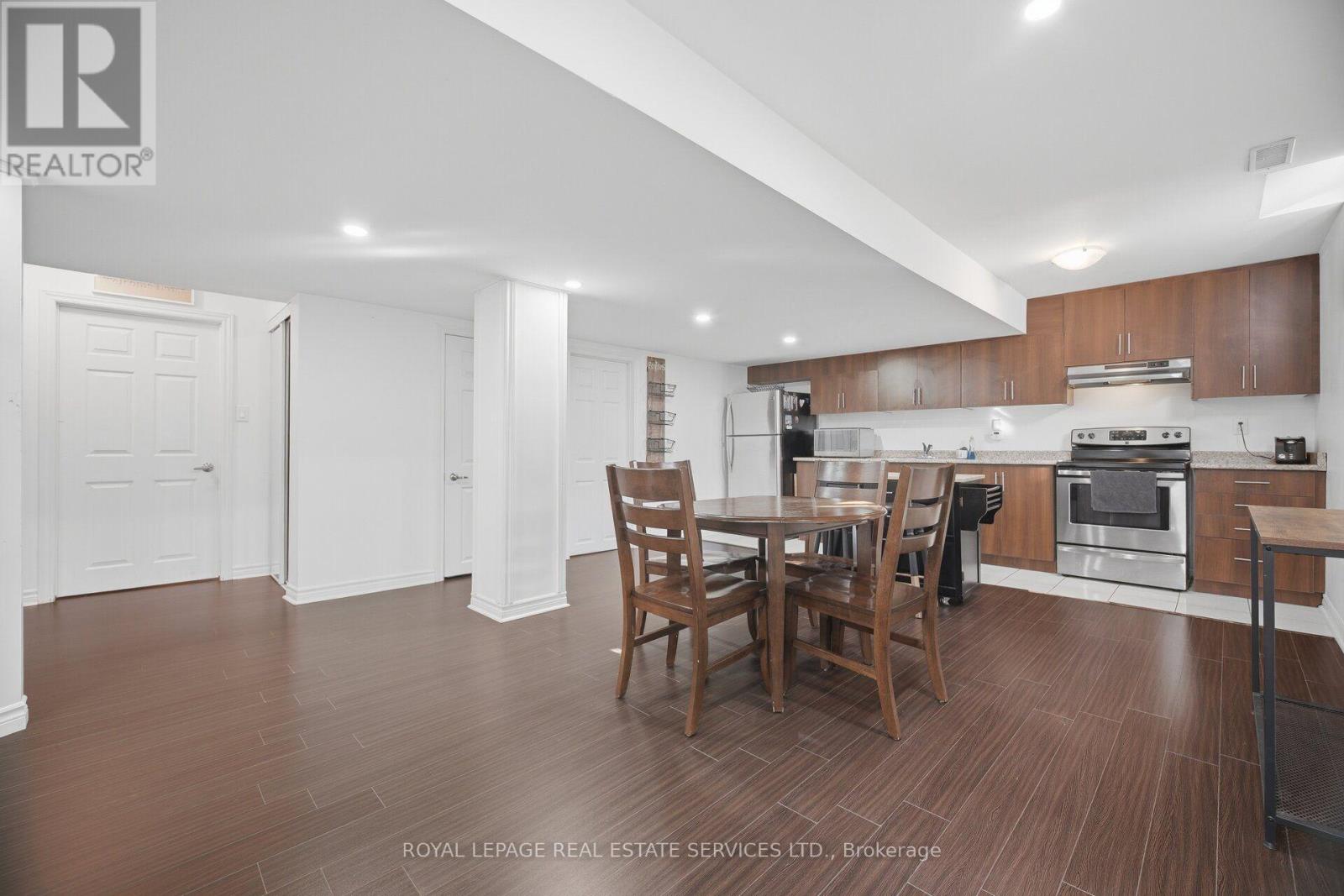 8 Wardsville Drive, Brampton, Ontario  L6Y 0T7 - Photo 37 - W13655260